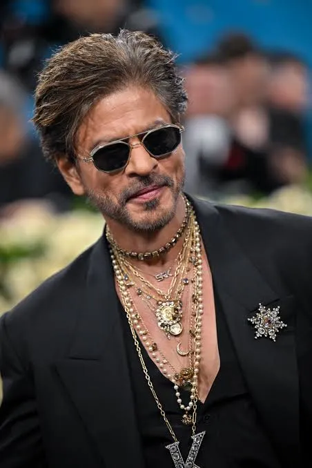 Shah Rukh Khan Injured on King Sets? Shoot Delayed as He Takes a Months Rest