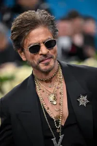 Shah Rukh Khan Injured on King Sets? Shoot Delayed as He Takes a Months Rest